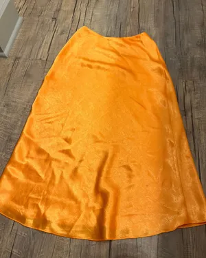 White Fox Orange Satin MIDI Skirt XS thumbnail 3