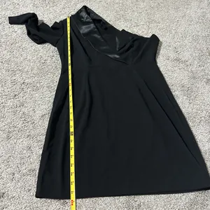 SHEIN Black Asymmetric One-Shoulder Dress thumbnail 7