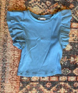 zara top thumbnail 1