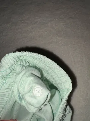 Lululemon Gotta Hot 4" Shorts thumbnail 4