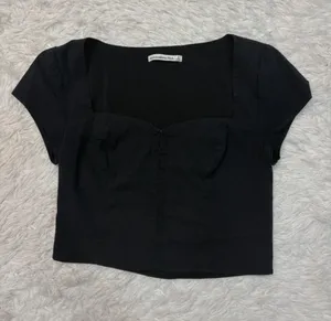 Abercrombie Black Short Sleeve Sweetheart Crop Top thumbnail 1