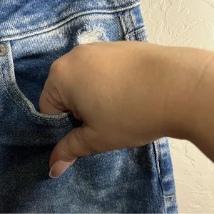 American Eagle Stretch Hi‎ Rise Ripped Distressed Mom Jeans thumbnail 7
