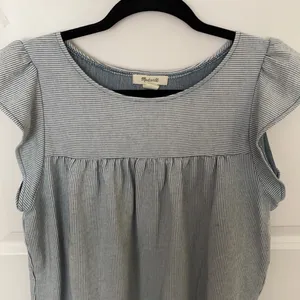 Madewell Ruffle Sleeve Blue Striped Top Medium Butterfly Sleeve thumbnail 3