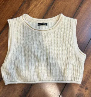 Cropped Sweater Tank Size M thumbnail 1