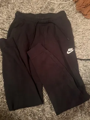 Nike Joggers thumbnail 1
