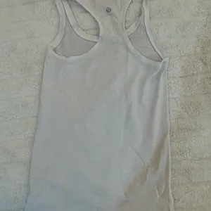 White lululemon swiftly tec tank thumbnail 2