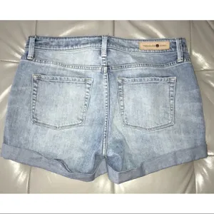✨ Treasure and Bond Cuffed Boyfriend Shorts✨ thumbnail 5