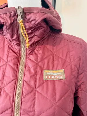 LL Bean Quilted Hooded Pullover Jacket thumbnail 2