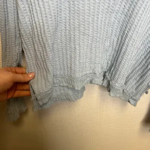 We The Free Free People Light Blue Waffle Knit‎ Slouchy Thermal Top Medium thumbnail 4