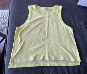 Lululemon Train To Be thumbnail 1