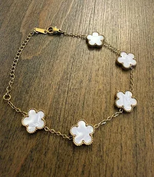 Elegant Gold (S1) and white Clover Stainless Steel gold plated 18K thumbnail 1