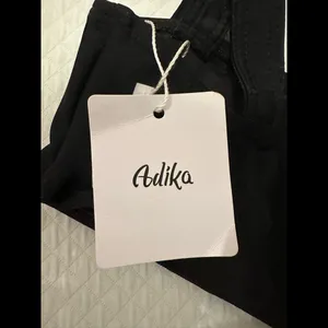 Adika Swimsuit Top thumbnail 2