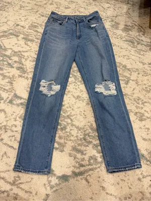American Eagle Mom Jeans Size 6 Long Blue Distressed High Rise thumbnail 2