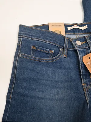 Levi's Women's 318 Shaping Wide Leg Jean NEW 25X30 thumbnail 6