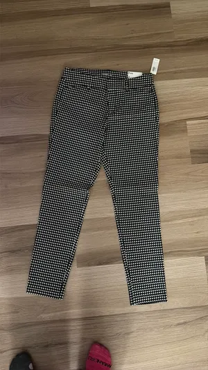 Old Navy Pants Pixie thumbnail 3