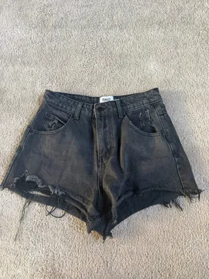 Princess Polly Black Distressed Denim Shorts – Size 4 thumbnail 2
