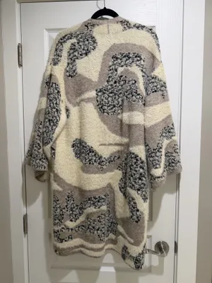 Anthropologie cardigan thumbnail 8