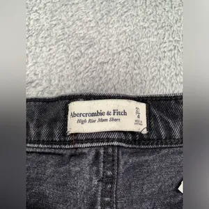 Abercrombie & fitch high rise mom Black Denim Frayed Shorts thumbnail 2