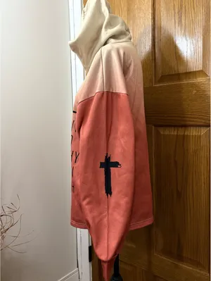 Women’s M Beige Coral Ombre Hooded Pullover Faith Cross Graphic Sweatshirt thumbnail 2