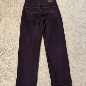 Levi’s Women's Dark Purple/Black Straight Leg Jeans ‘94 Baggy thumbnail 2