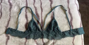 Victoria’s Secret bralette thumbnail 1