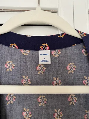 Old Navy Wrap Dress Floral Blue thumbnail 6