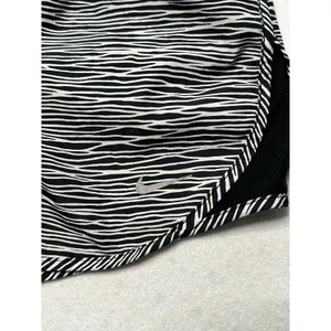 Nike Dri-Fit Running Shorts Women’s Medium Zebra Print Lined Pocket Drawstring thumbnail 2