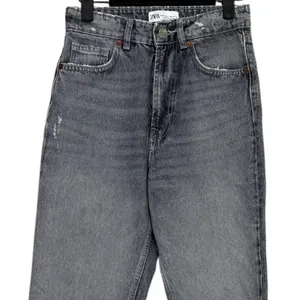 ZARA Wide Leg High Rise Vintage DInspired istressed Cropped Jeans 2 Rinsed Black thumbnail 3