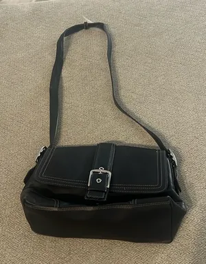 Coach Hampton Buckle‎ Flap Crossbody Bag F11196 in Black Y2K thumbnail 1