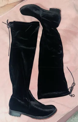 Black suede thigh-high boots  thumbnail 3