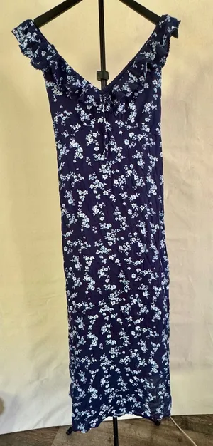 Universal Threads NWT Floral Ruffle Maxi Dress M Navy Blue MSRP $38 thumbnail 1