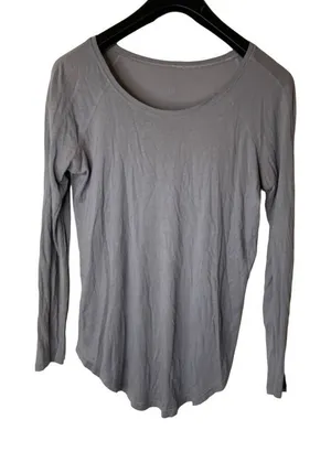 Lululemon long sleeve top gray women's thumbnail 1