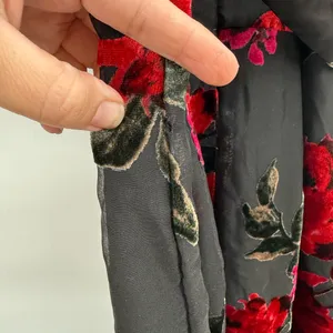 Anthropologie Ettwa Burnout Velvet Jumpsuit Black Red Floral Wide Leg‎ small thumbnail 10