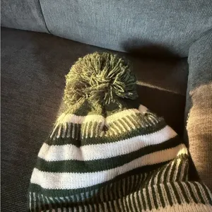 New Era NWT New York Jets Pom Knit Beanie Green White Striped‎ Hat Unisex thumbnail 6