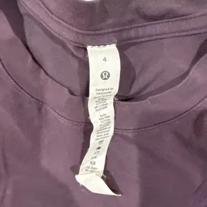 Lululemon Short Sleeve Shirt Purple Size 4 Size S/M thumbnail 3