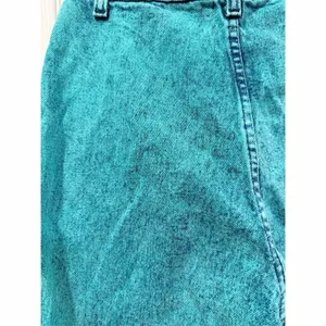 Vintage 1980s Wrangler Women's High Waist Tapered Jeans Teal Green thumbnail 5