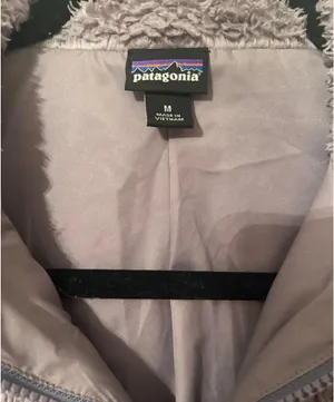 Patagonia fleece vest thumbnail 3
