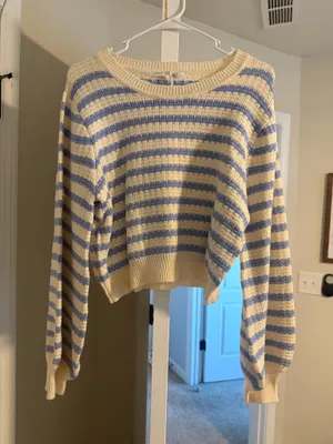 Altar'd State Sweater Cropped thumbnail 1