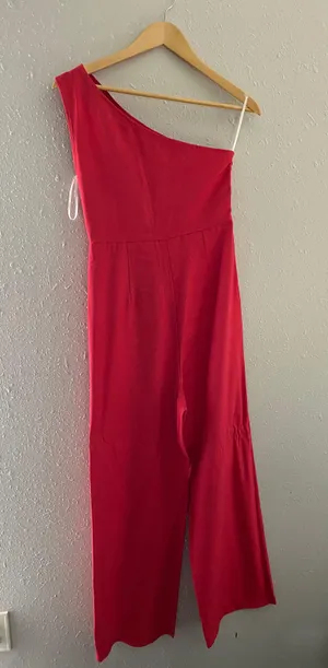 SheIn Red Jumpsuit thumbnail 2