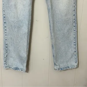 Abercrombie & Fitch 90s Straight Ultra High Rise Jeans Light Wash 28 6 thumbnail 5