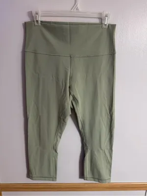 Lululemon Align Crop High-Rise Leggings in Sage Green Size 10 thumbnail 8