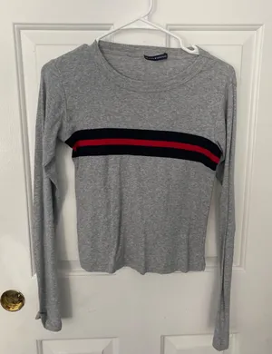 Brandy Melville Long Sleeve thumbnail 1