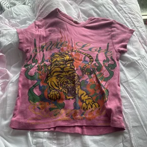 Urban outfitters baby tee thumbnail 1