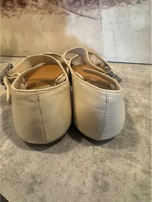 GB Mary Jane ballet flats, ivory low heels, Size 10 thumbnail 4