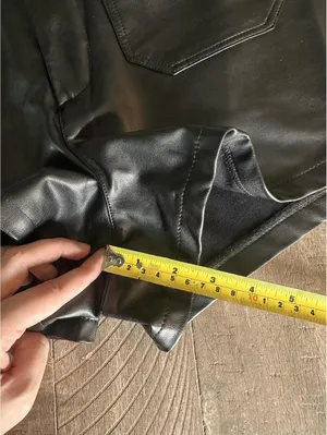 Anthropologie Maeve The Colette Black High Rise Faux Leather Shorts Women’s 32 thumbnail 11