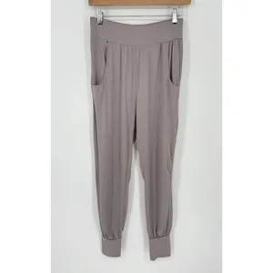Zyia Active, Medium | Lilac 'Jogger in‎ a bottle 2' Work Out Yoga Pants thumbnail 3
