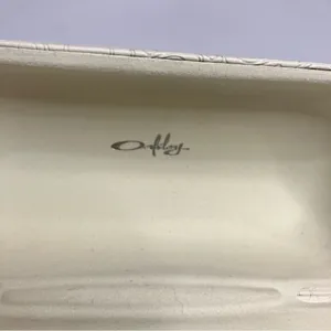 Oakley glasses case‎ white thumbnail 8