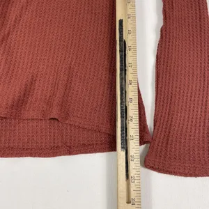 The Group Babaton‎ Shirt Womens XS Red Henley Long Sleeve Waffle Knit Top thumbnail 4