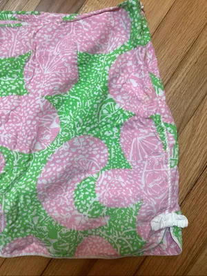 Lilly Pulitzer pink and green floral pattern skort size 8 thumbnail 4