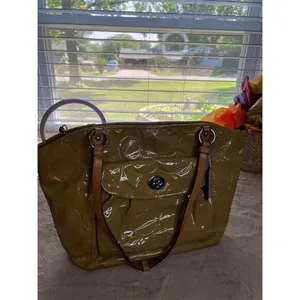 Coach Leah Yellow Shoulder Bag Signature Embossed Design Women's Handbag thumbnail 7